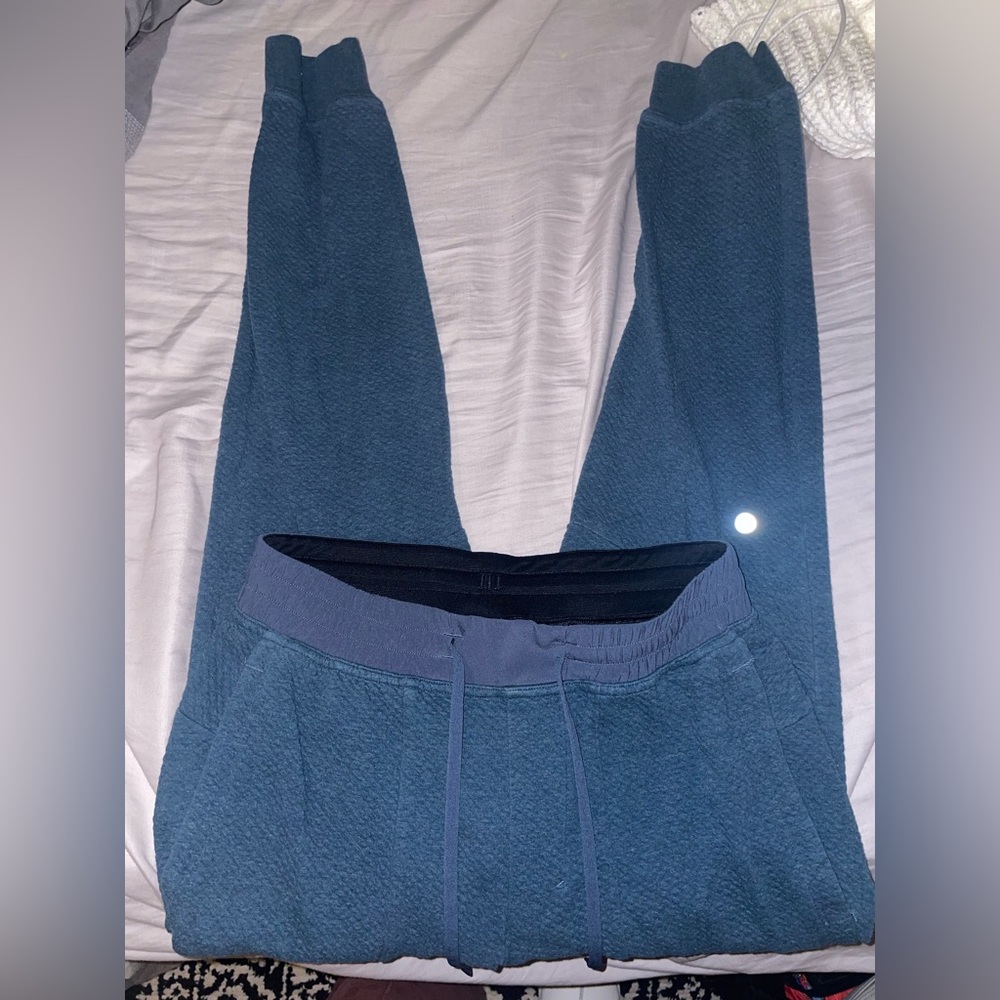 Lululemon at ease sweatpants